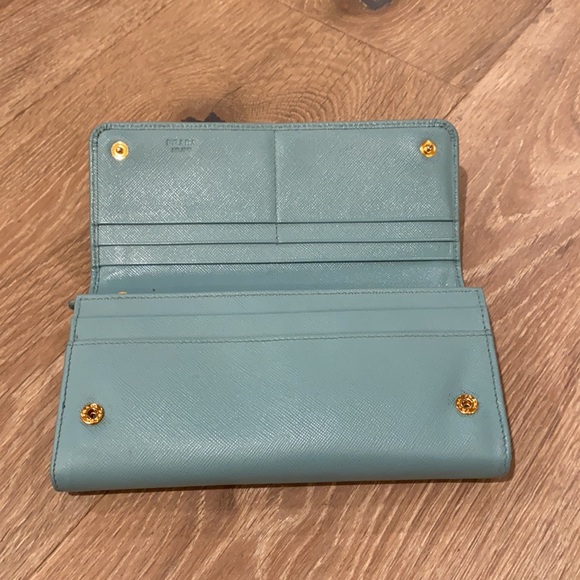 Prada wallet with pocket chain Aquamarine - Picture 2 of 8